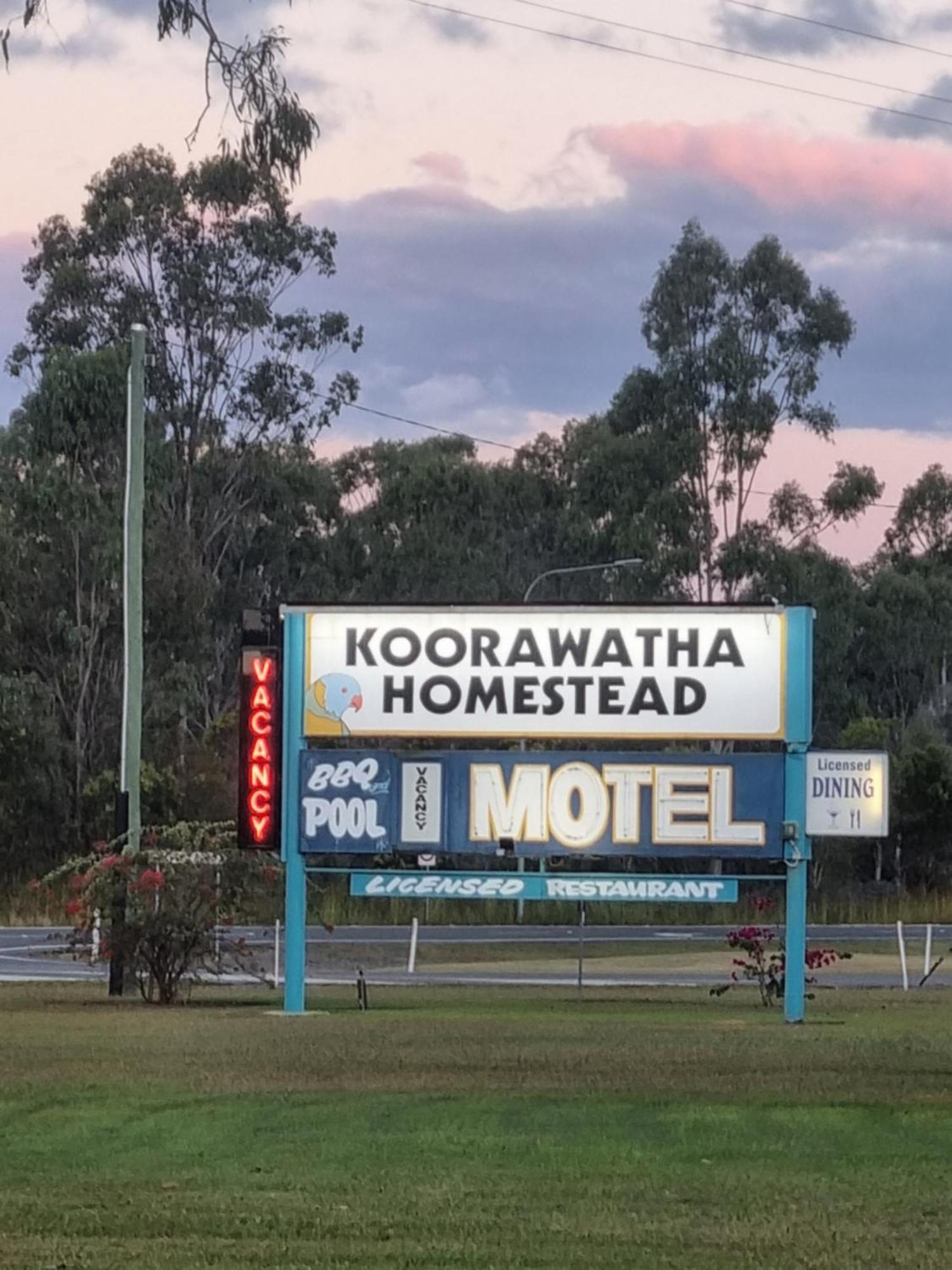 Koorawatha Homestead Motel Bororen Exteriör bild